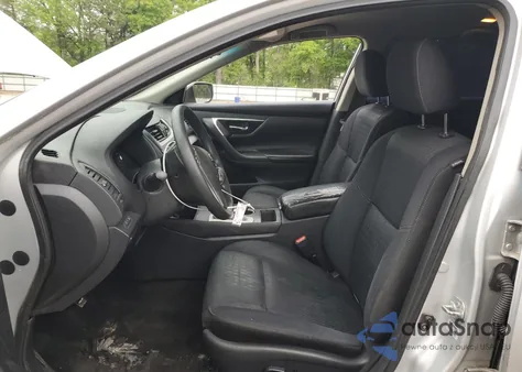 2017 Nissan Altima 2.5 из США, поврежденный, VIN 1N4AL3AP9HC162167